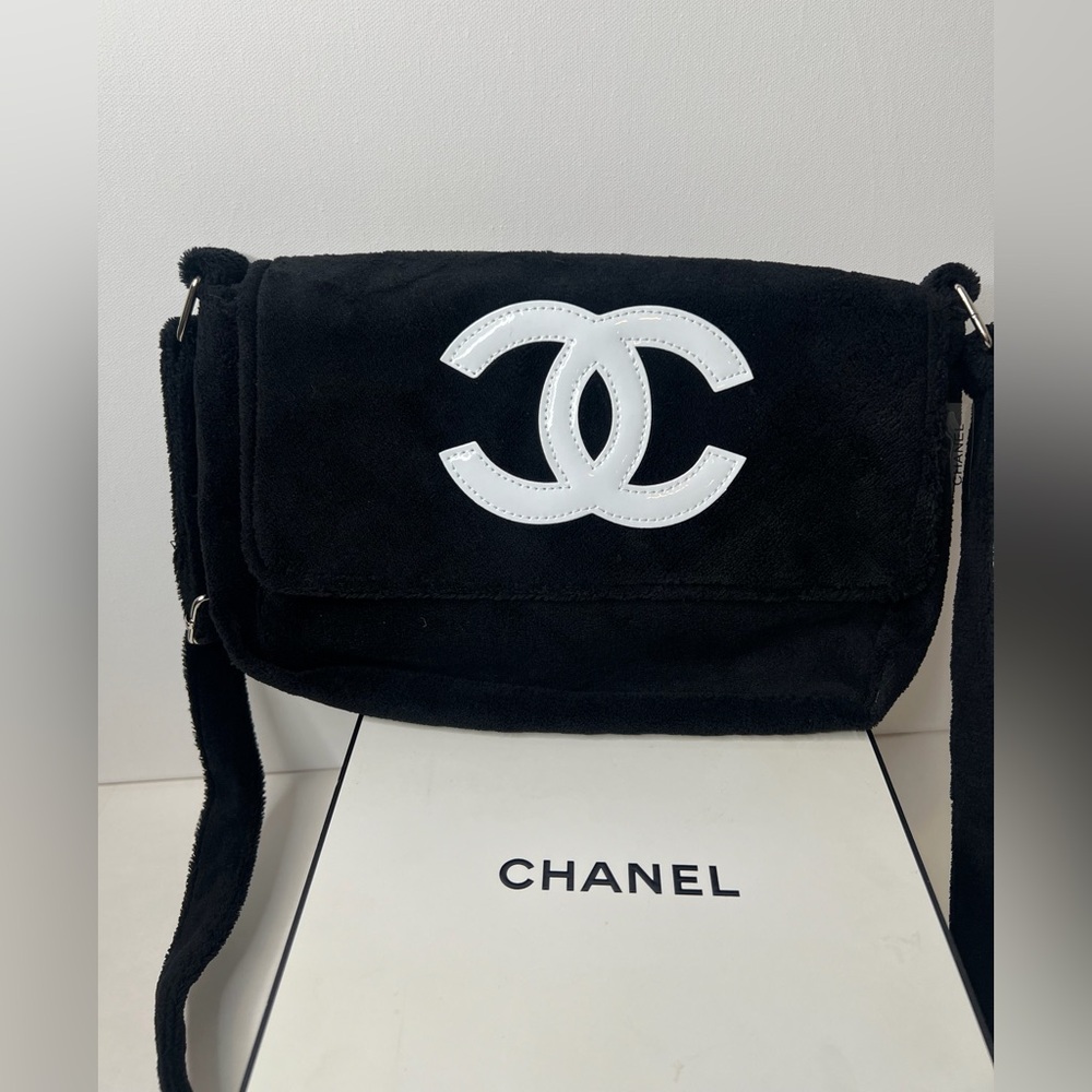 Chanel Makeup Bag crossbody purse velour flap CC black white terry precision - Picture 2 of 9